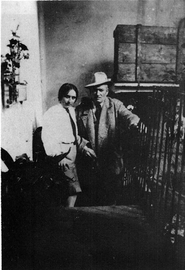 Dossena with his sister Amelia
