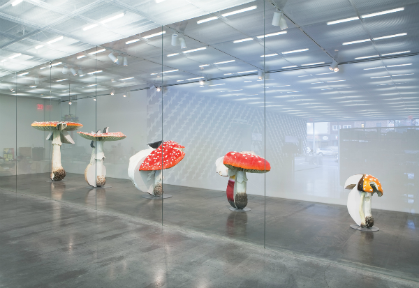 Carsten Holler, Giant Triple Mushrooms, 2010