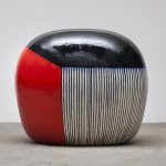 Jun Kaneko, Untitled, 2012, glazed ceramics, 39.5 x 46 x 34.5 inches.
