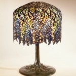 Louis Comfort Tiffany, Wisteria lamp;