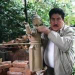 Art restorer, Brígido Lara.