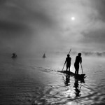 Sebastião Salgado, A group of Waura people fishing