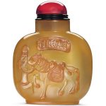 Carved agate snuff bottle, 1760-1840